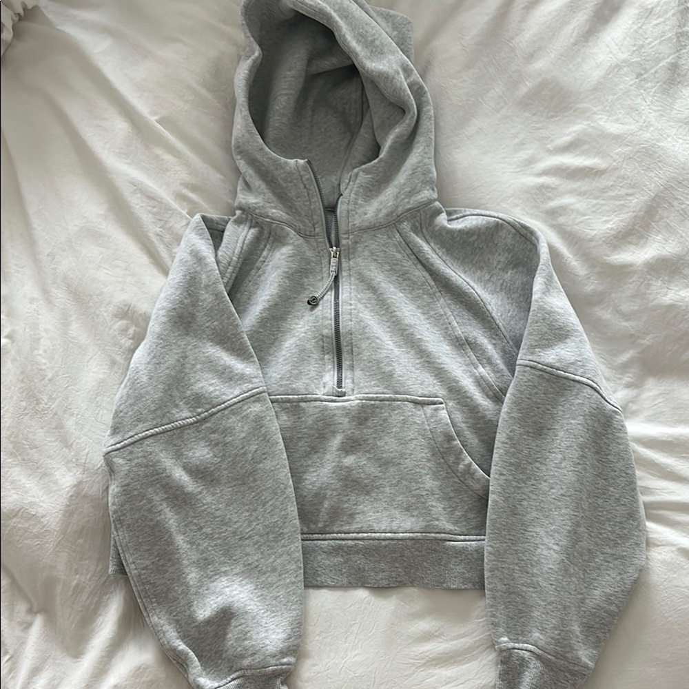 Lululemon Cropped Hooded Scuba Zip